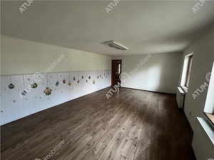 Spatiu comercial cu 10 camere 4 bai si teren de 600 mp zona Piata Cluj - imagine 13
