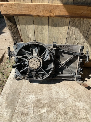 Vând ventilator opel astra h - imagine 3