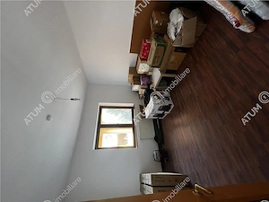 Spatiu comercial cu 10 camere 4 bai si teren de 600 mp zona Piata Cluj - imagine 17
