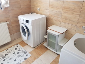 Închiriez apartament 3 camere decomandate Terezian - imagine 9