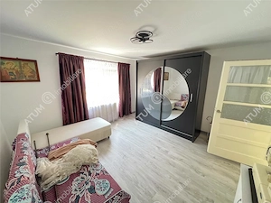 Casa individuala cu 3 camere 3 bucatarii pivnita in Poplaca din Sibiu - imagine 5