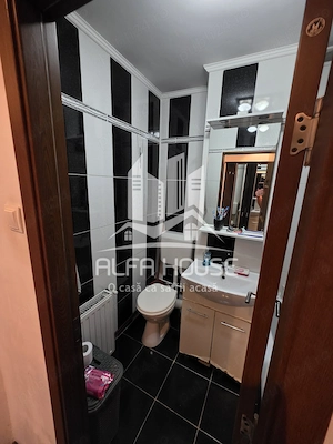 Vând apartament 3 camere, zona Intim - Micro 2! - imagine 10