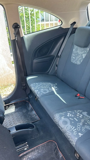 Ford KA 1.2 Benzină - 2010 - 152 000 km - imagine 6