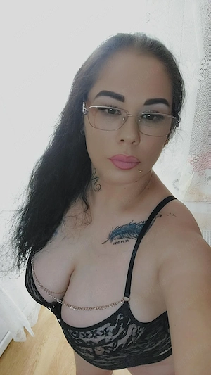  Azi am ajuns in orașul tău!! Alina matură cu experiență 39 de ani practic și dominare. Poze reale 