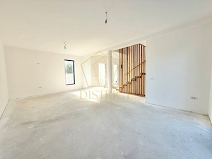 Duplex-uri cu 4 camere si 3 bai in Chisoda la asfalt.