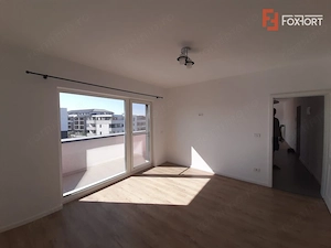 Penthouse cu 2 camere + terasa 45 mp - zona Mehala - imagine 3