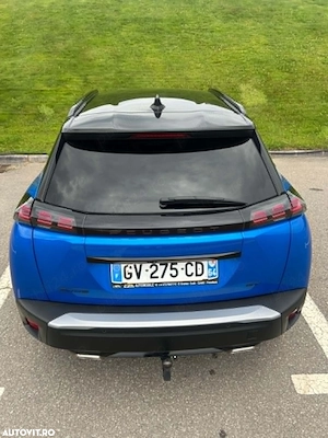 Peugeot 2008 PureTech 130 EAT8 GT Exclusive - imagine 4