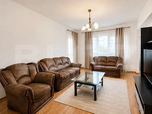  Apartament 3 camere, 66 mp, 2 locuri de parcare, zona Calea București 