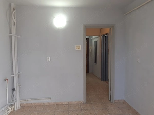 Inchiriere Apartament  1 camere cf.1 decomandat, nemobilat in Zona Obor str. Randunici supr. 37.mp. - imagine 4