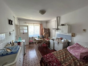 CASA 3 CAMERE // CENTRAL VALENII DE MUNTE - imagine 11