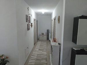 Casă modernă pe parter 538m2. Panouri fotovoltaice & Aer condiționat & Gazon  si grădină & 3 dormito
