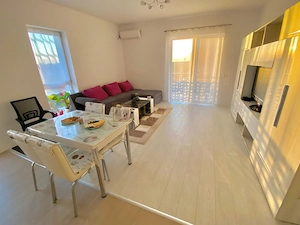 2 camere| Giroc-Dacilor| loc de parcare| balcon deschis| apaartament frumos