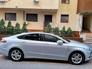 Ford Mondeo Titanium 2.0 TDCi 150 CP Automat ACC Panoramic Keyless CarPlay Euro 6 Proprietar - imagine 2