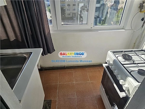 Vanzare apartament 2 camere decomandat Targoviste Micro 12 - imagine 9