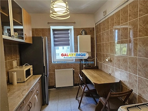 Vanzare apartament 3 camere semidecomandat Targoviste Micro 9 - imagine 8