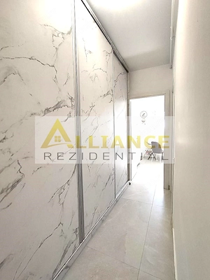 APARTAMENT 4 CAMERE DE VANZARE - CAVAR ODEI TOWER - imagine 9