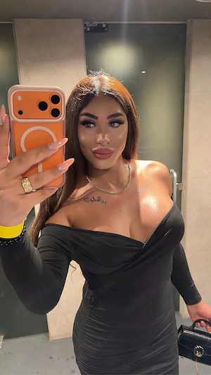 transexuală 4 zile Doar 