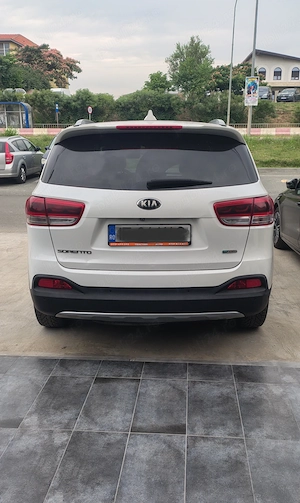 KIA Sorento Full Platinum 4x4 Trapa Panoramica piele E6 fără Adblue 2015 2.2 200cp Ro - imagine 3
