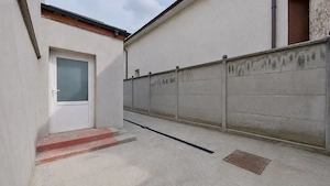 Casă renovată în Grădiște 🏡 | Teren generos - imagine 4