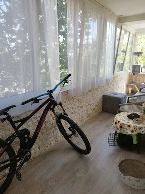 Apartament 3 camere de vânzare   Rogerius, Oradea | 74 mp | Etaj 3 | Balcon 10 mp - imagine 2
