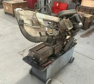 Ferastrau cu banda HMB 712