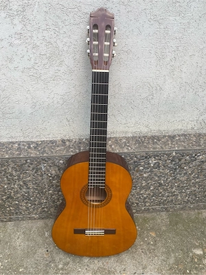 Yamaha CG-100 A chitara clasica