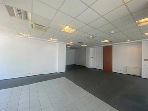 Vizibilitate maxima la strada! Spatiu comercial 164 mp - Soseaua Chitilei nr. 88 - imagine 4