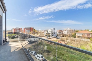 Apartament 4 camere duplex Sisesti - Vedere catre lac - imagine 9