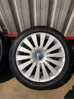 235/45 R17 5x112 vw