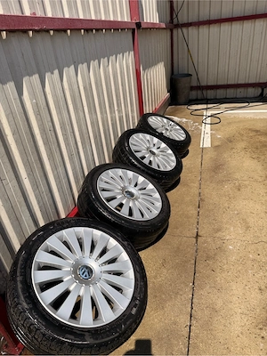 235/45 R17 5x112 vw - imagine 3