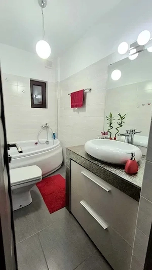 Apartament 3  camere KM 4 - imagine 2