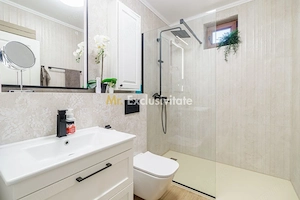 Casa cu suflet si gradina spectaculoasa - imagine 16