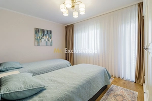 Casa cu suflet si gradina spectaculoasa - imagine 12