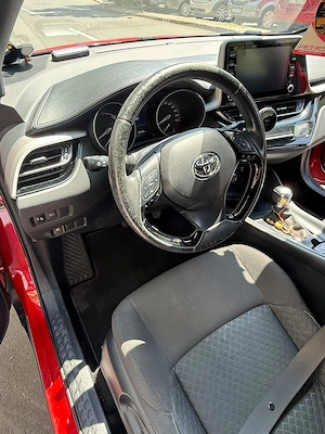 Vand TOYOTA C-HR 1.8 hibrid automata 2018 - imagine 3