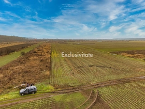 Teren intravilan 5040 mp, deschidere dubla