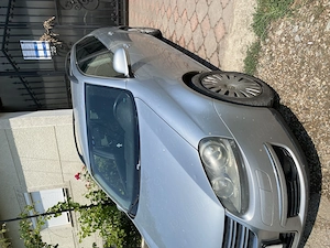 Vând golf 5 2.0Tdi 140 cai ,an 2008 - imagine 3
