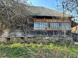 Casa, sura si teren generos in Maramuresul istoric - imagine 2