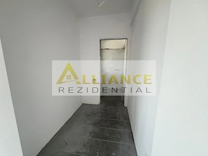 Vila Individuala - 5 camere-3 bai-Strada Miorita-500 M  de STV - imagine 17