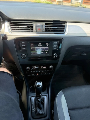 Skoda Rapid 1.4 benzina, automata 7+1rapoarte, prop de noua, carte service - imagine 7