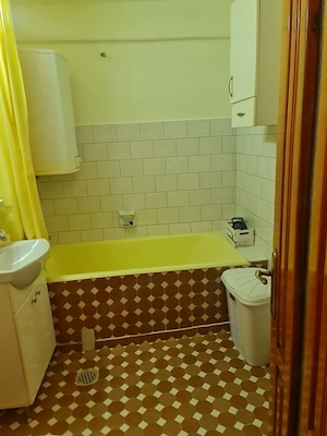 Apartament 2 cam. de vânzare 50 mp-etaj 4  - imagine 5