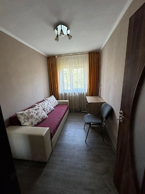 Apartament de inchiriat - 3 camere, zona Pacurari, Pizza Smile.