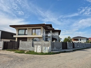 Casa visurilor la vanzare