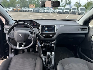 Peugeout 208  - imagine 2