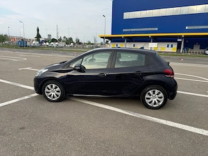 Peugeout 208  - imagine 3