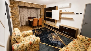 3 camere| Spitalul Judetean| centrala proprie| apartament spatios