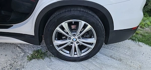 BMW X1 xDrive20d Sport Line SUV  - imagine 4