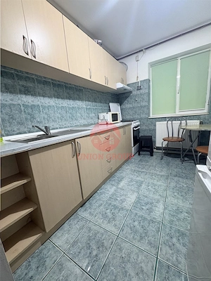Apartament 3 Camere Decomandat Zona Tomis Nord - imagine 9