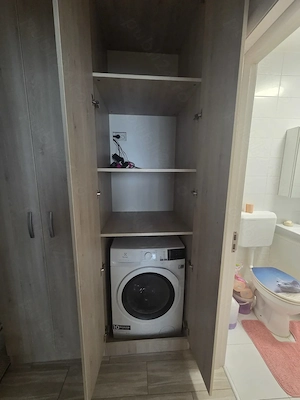 Închiriere apartament 2 camere sector 4 - imagine 10