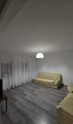 Vitan Mall-Timpuri Noi | 2 camere | Parter | decomandat  - imagine 9