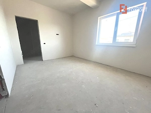 Mosnita Noua -COMISION 0 % Duplex parter 4 camere, despartit prin camera tehnica - imagine 7